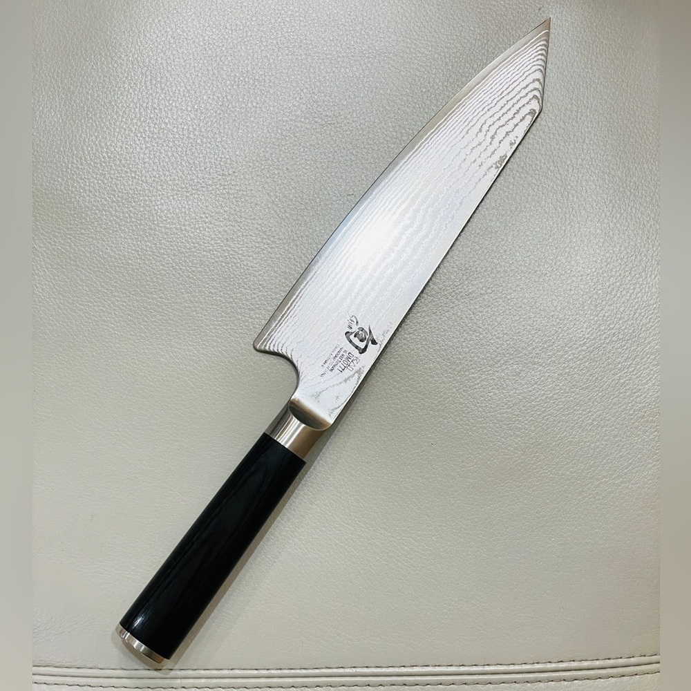 Shun Classic 8" Kiritsuke Knife - Picture 2 of 4